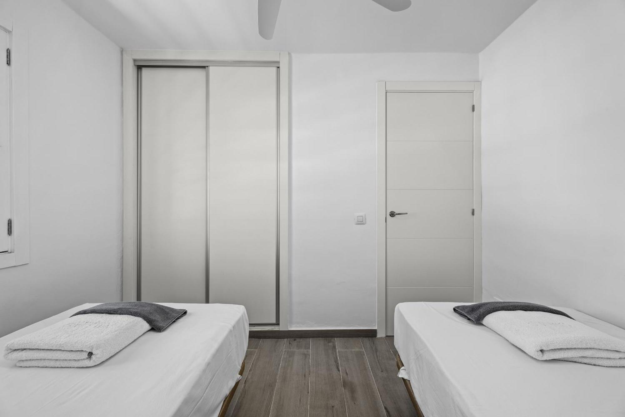 Apartamento Julia Puerto Del Carmen ปูแอร์โตเดลคาร์เมน ภายนอก รูปภาพ