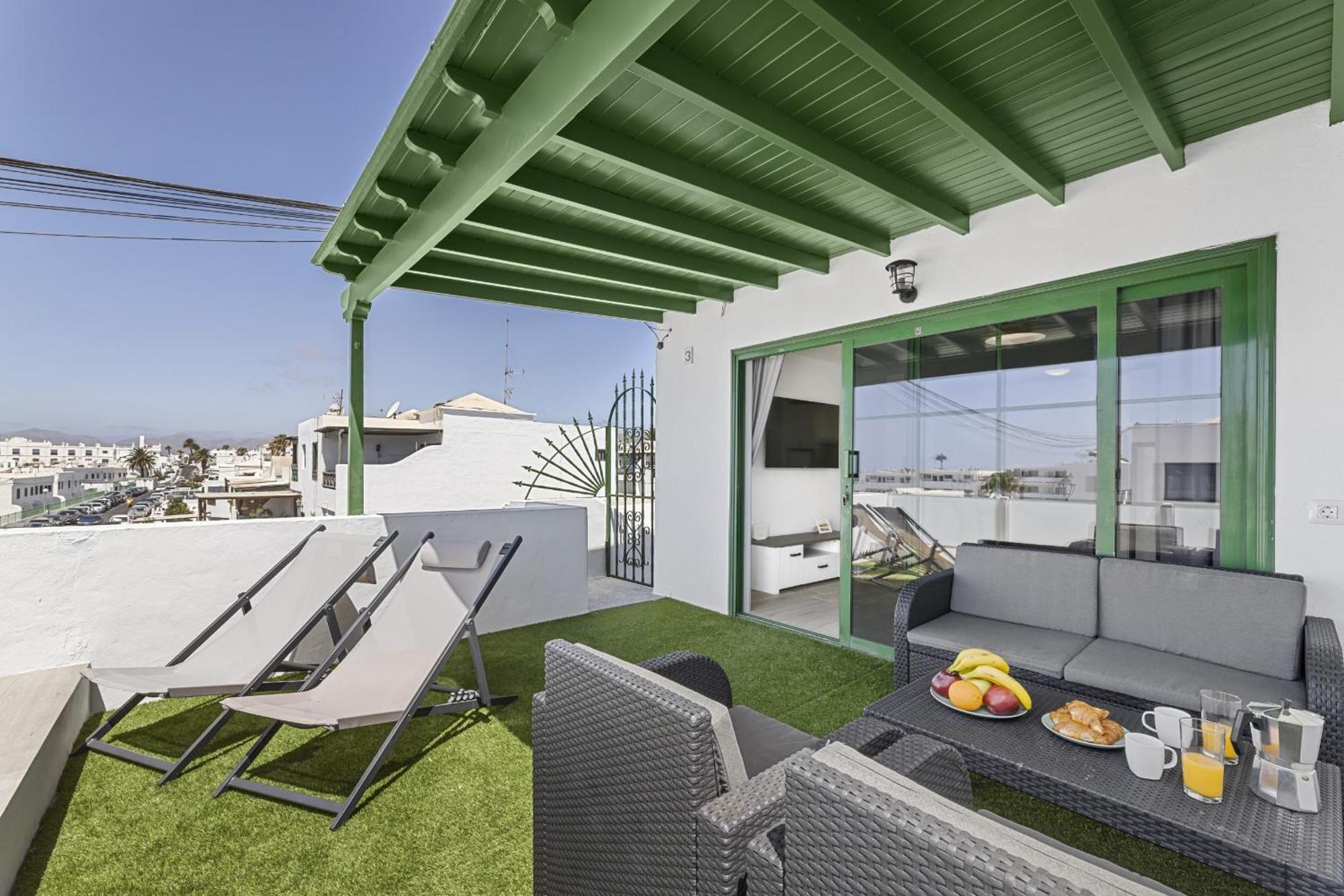 Apartamento Julia Puerto Del Carmen ปูแอร์โตเดลคาร์เมน ภายนอก รูปภาพ